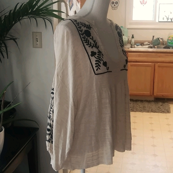 Free People Peasant Top - Picture 2 of 8